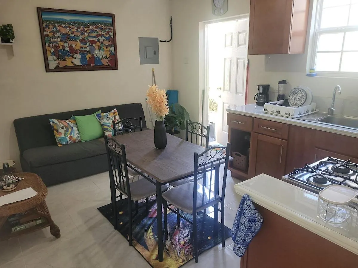 Kingsland Heights Studio كرايست تشيرش