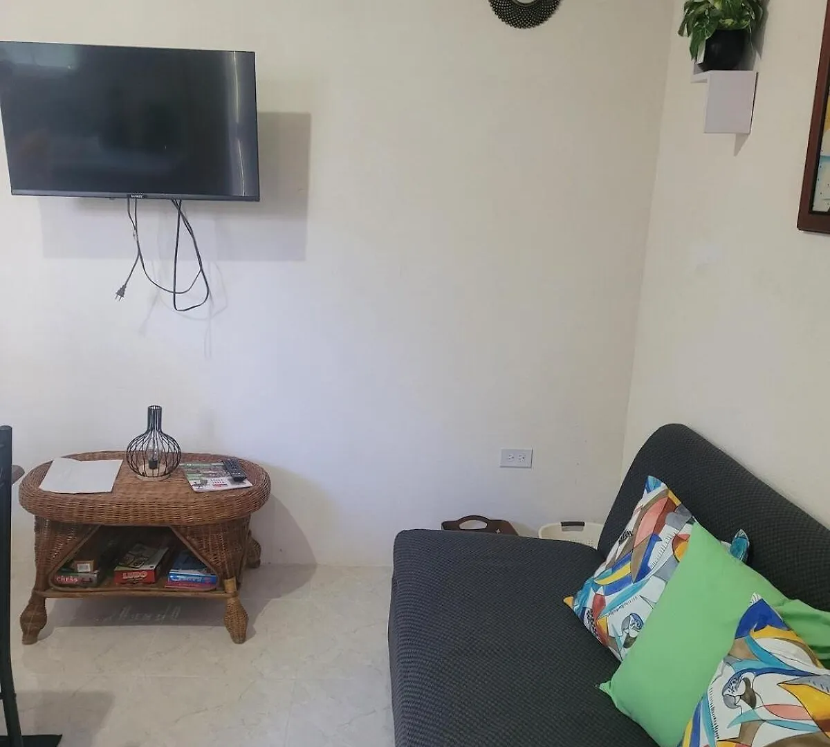 Kingsland Heights Studio كرايست تشيرش